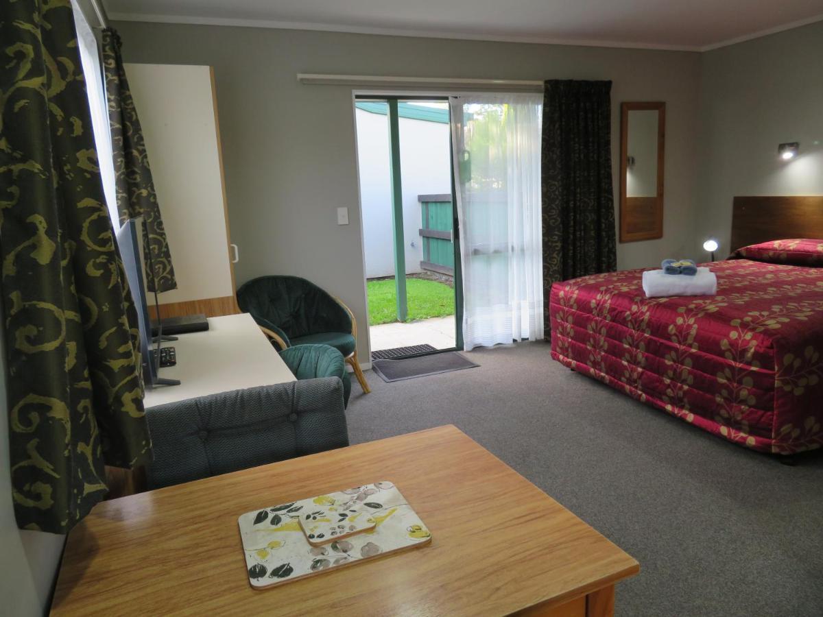 Commodore Court Motel Blenheim Buitenkant foto