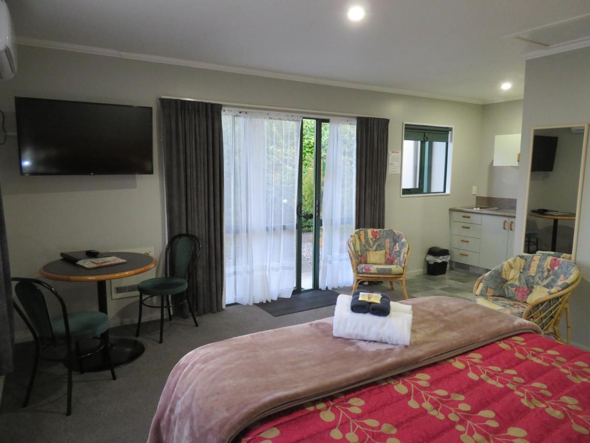 Commodore Court Motel Blenheim Buitenkant foto