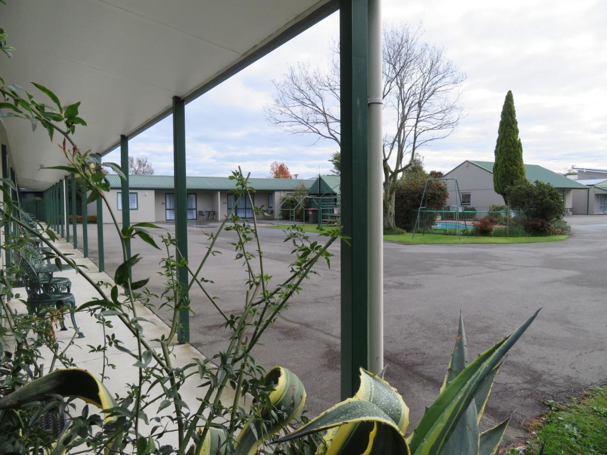Commodore Court Motel Blenheim Buitenkant foto