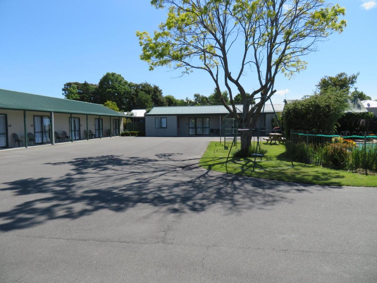 Commodore Court Motel Blenheim Buitenkant foto