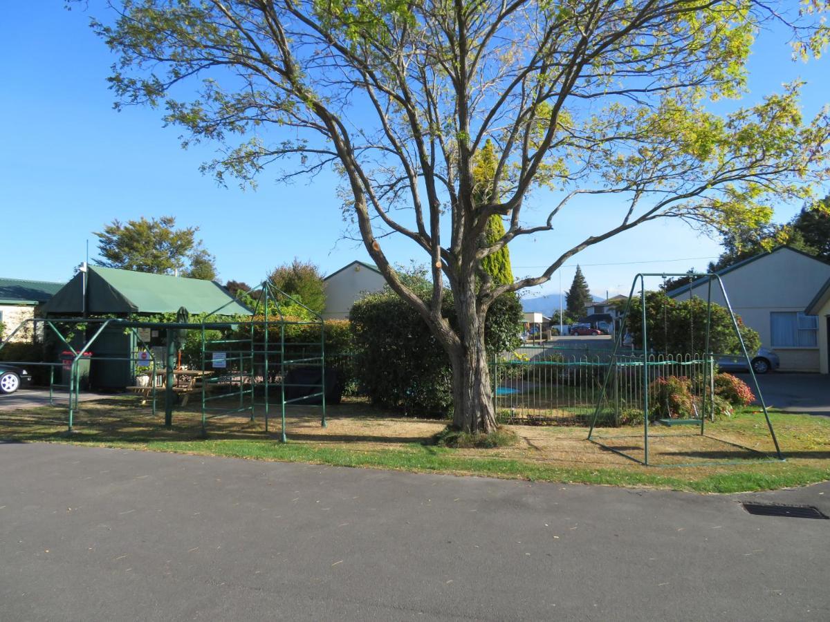 Commodore Court Motel Blenheim Buitenkant foto